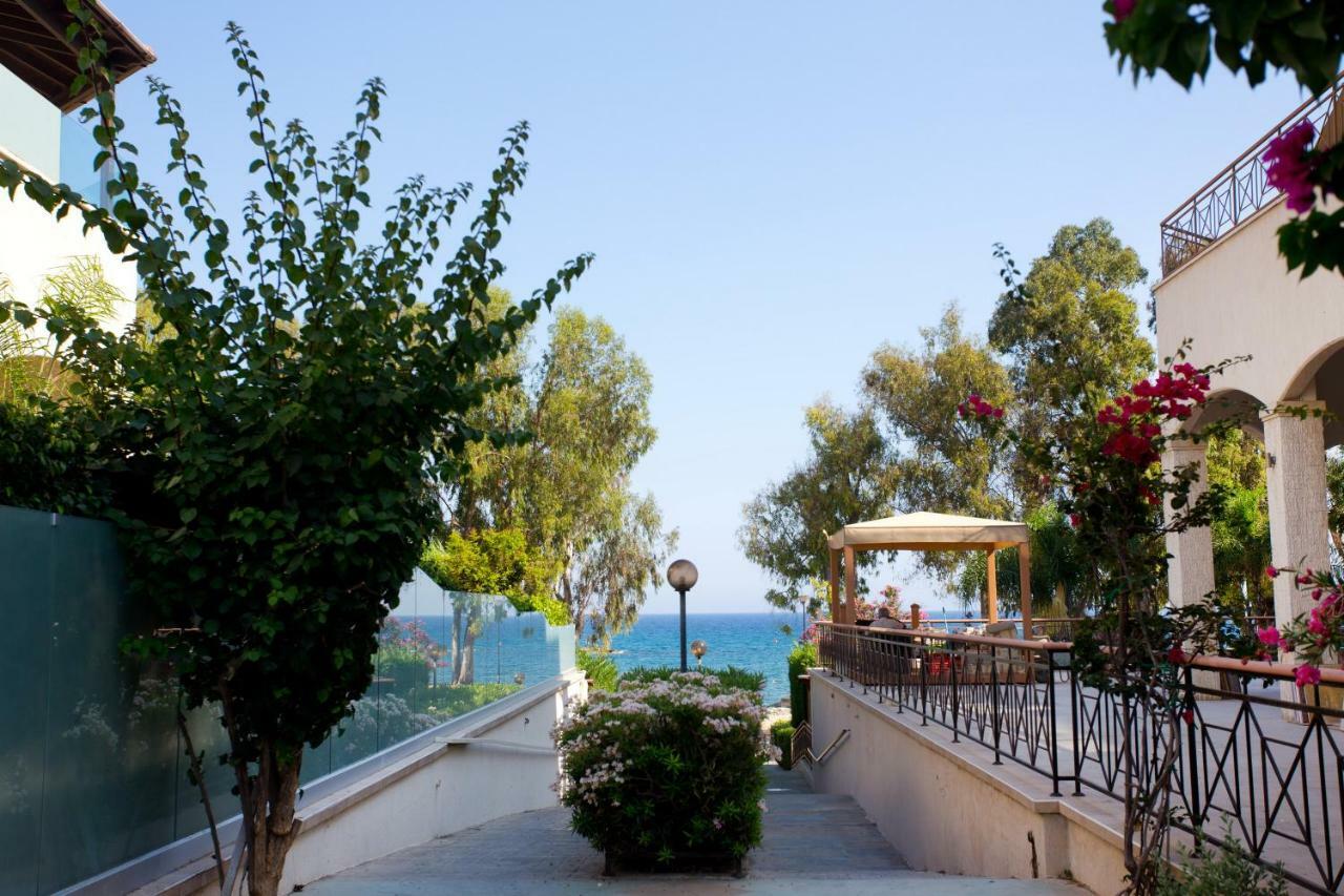 Galatex Beach Living By Trulycyprus ليماسول المظهر الخارجي الصورة