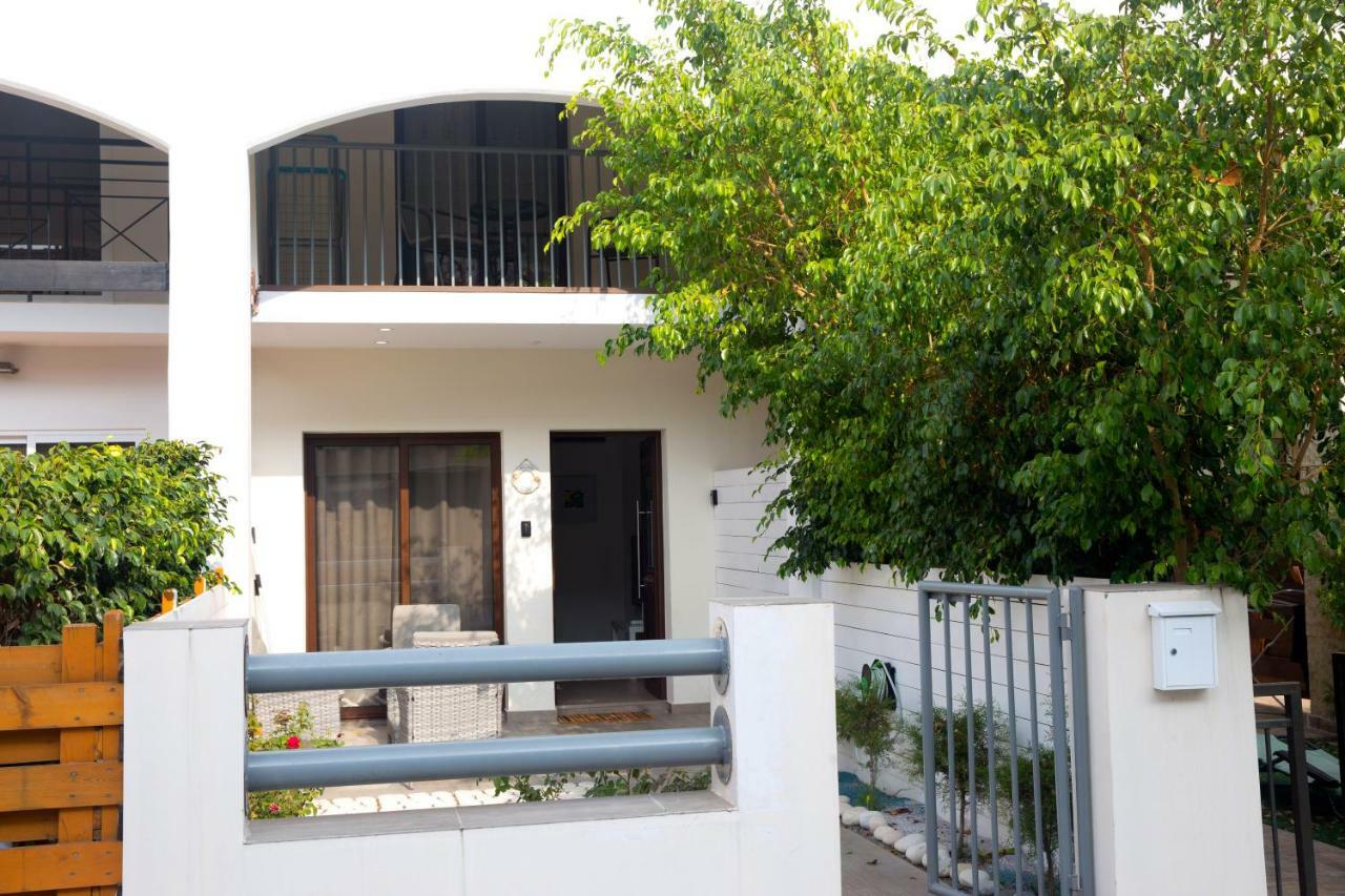 Galatex Beach Living By Trulycyprus ليماسول المظهر الخارجي الصورة