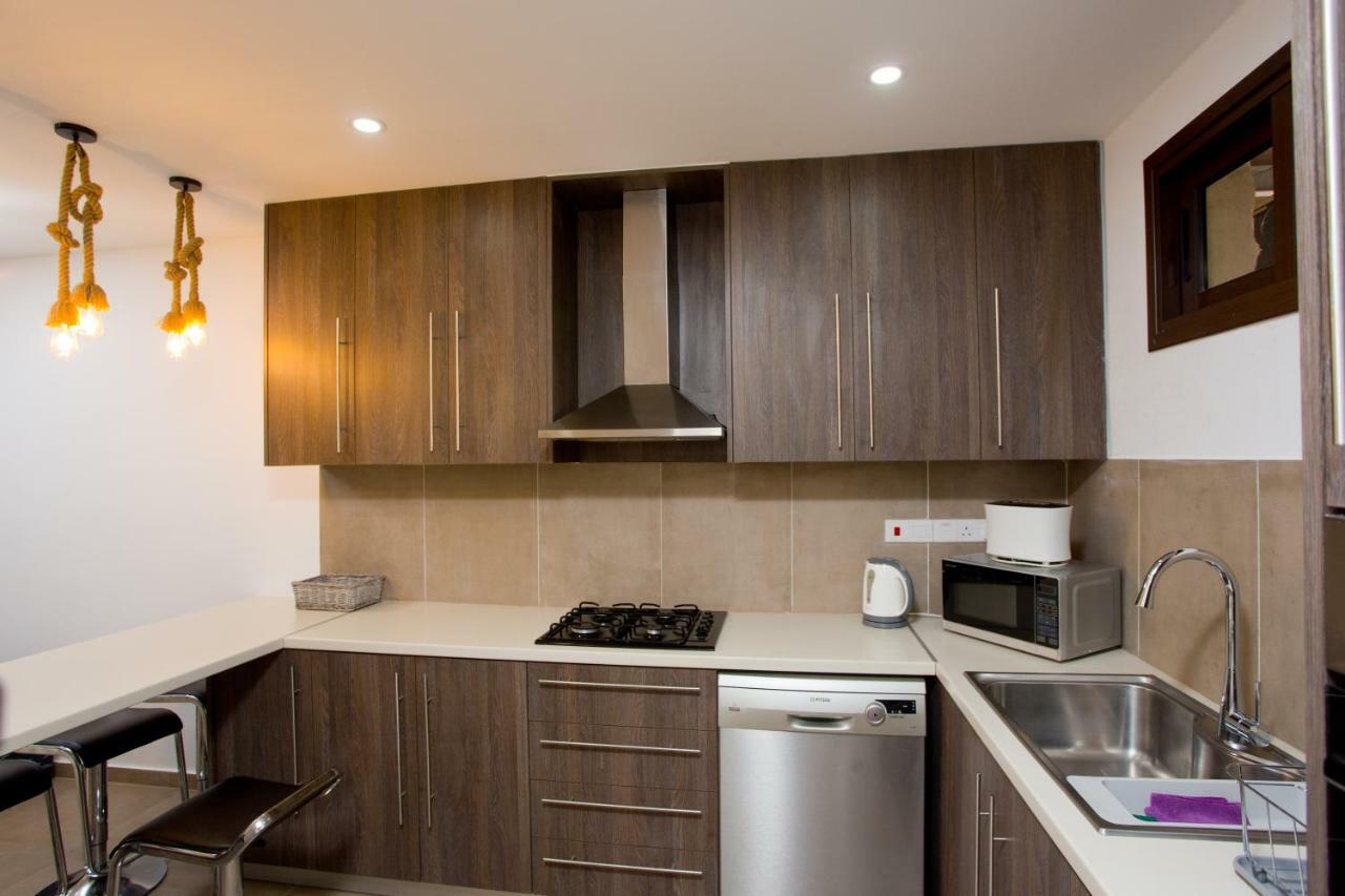 Galatex Beach Living By Trulycyprus ليماسول المظهر الخارجي الصورة